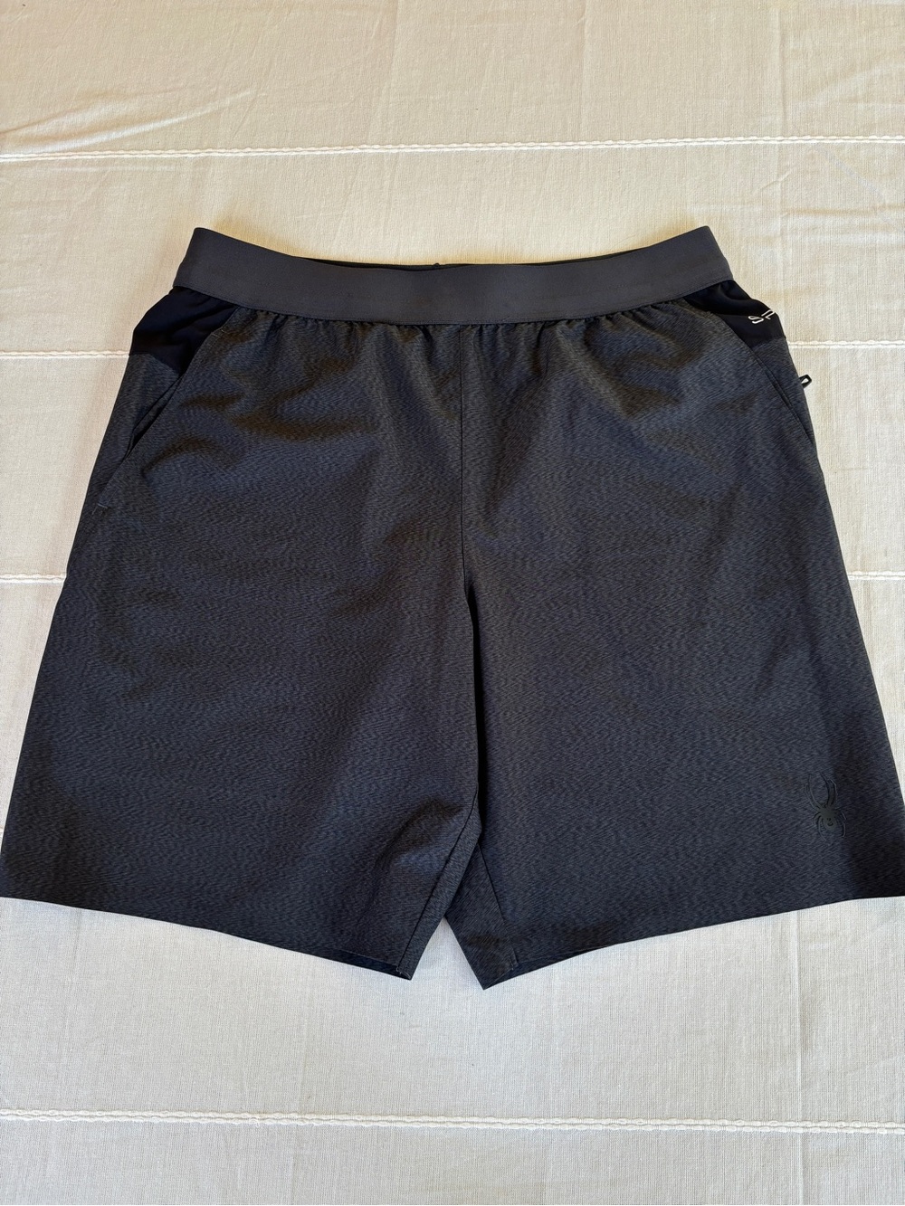 Spyder Active Men’s Athletic Running Shorts Gray Black Drawstring Performance L